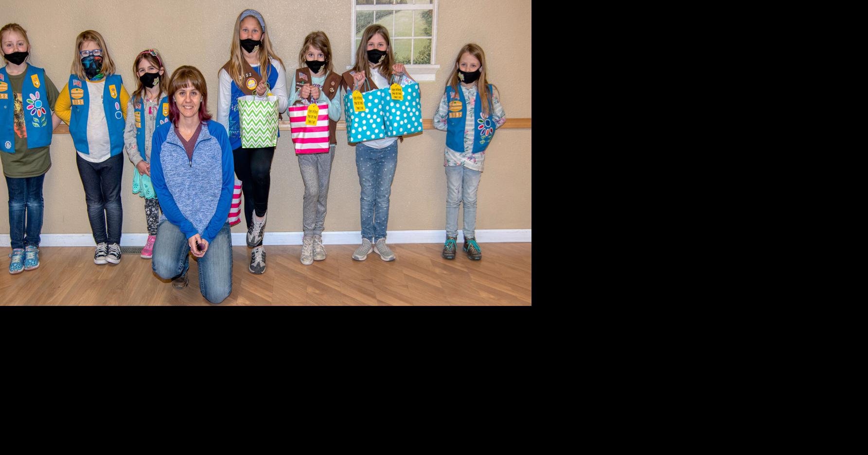 Brownies Donate BirthdaysinaBag To Fairfield Food Pantry Local