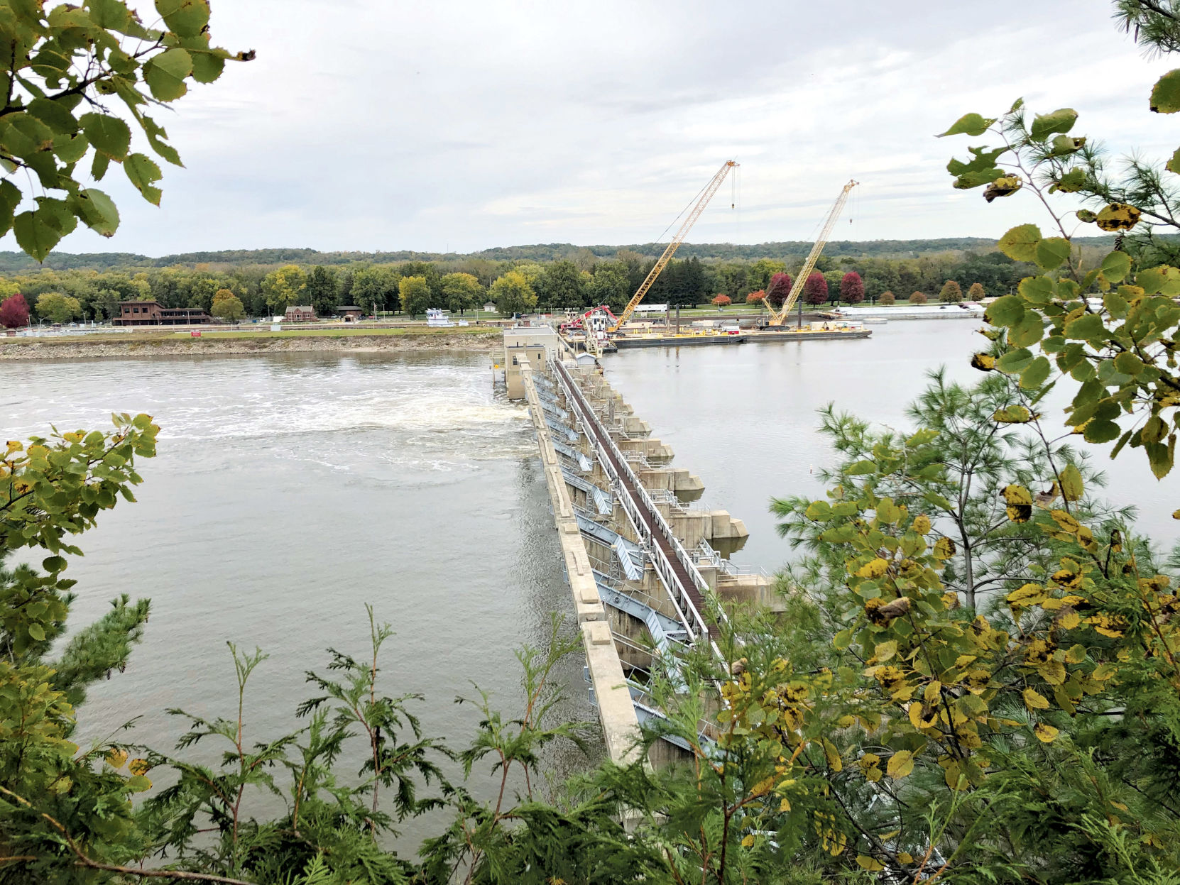 Corps Set To Begin Illinois River Lock Dam Work General   5eea815d520ac.image 