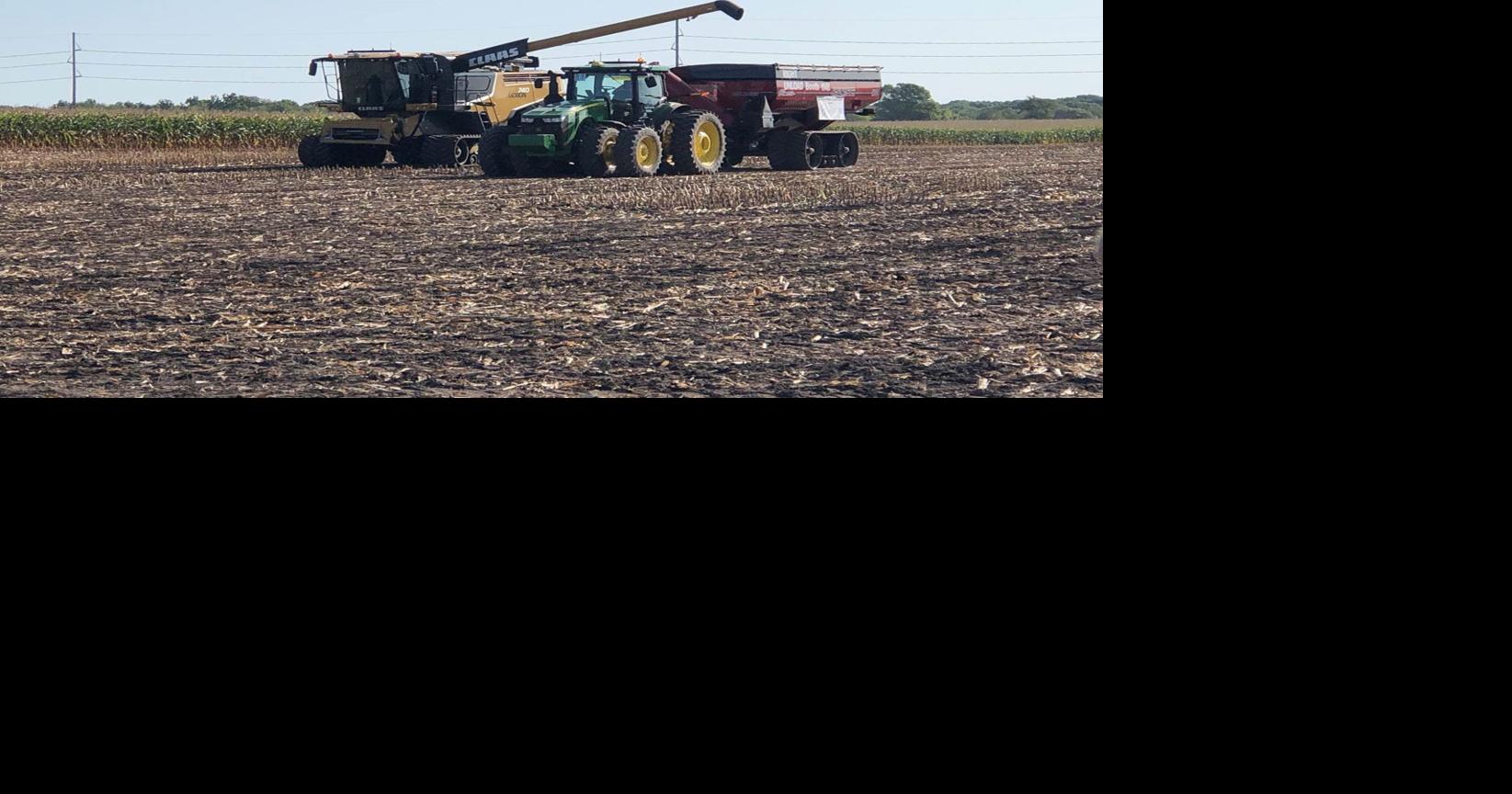 Driverless grain cart system debuts | General | farmweeknow.com
