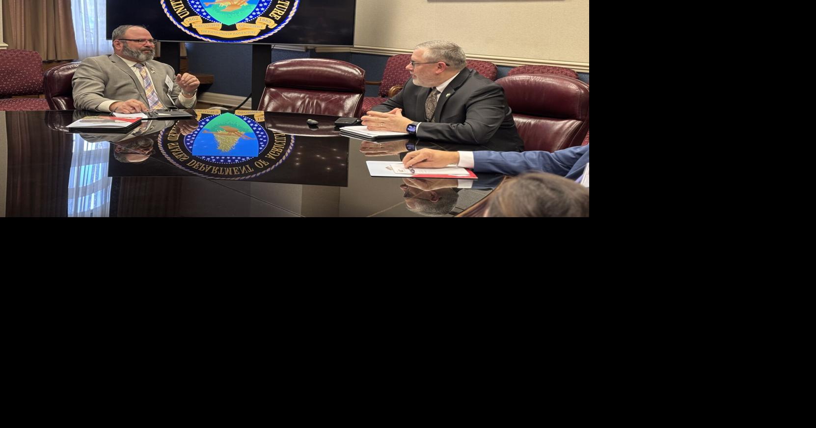 Illinois farmers take fertilizer issues to D.C. | National ...