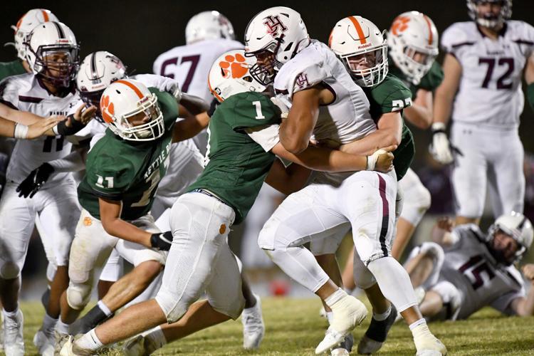FIRST PLACE KETTLE RUN SILENCES HANDLEY 4734 IN FOOTBALL SHOWDOWN