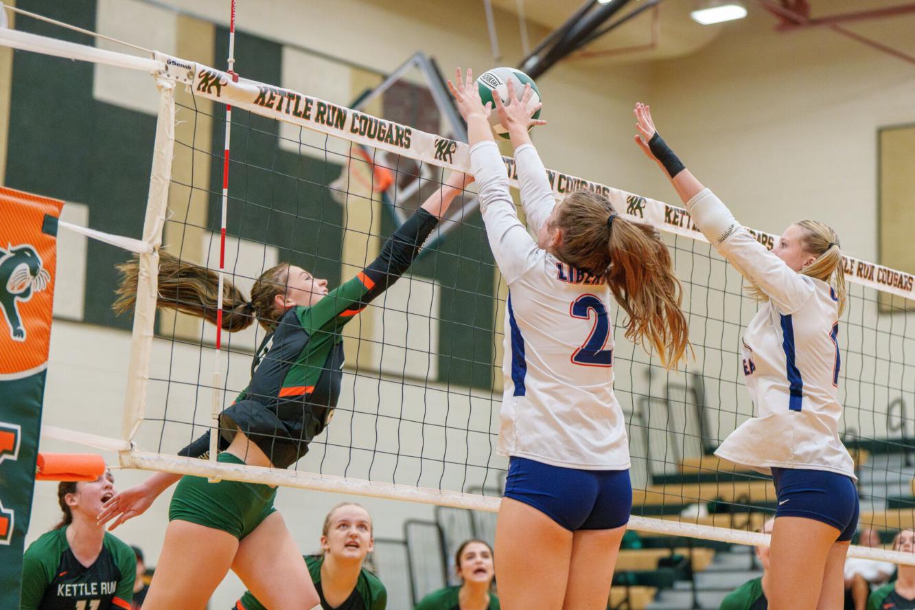 Photo_Sports_Liberty vs Kettle Run Volleyball_DSC09056jpg.JPG