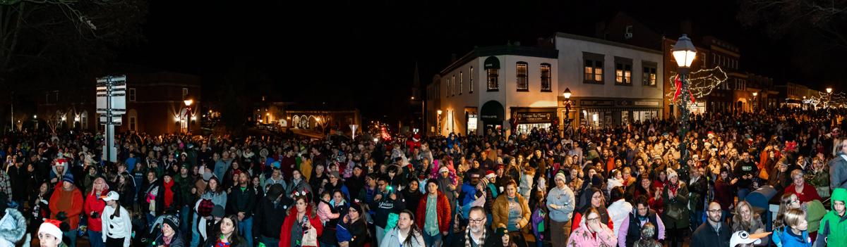 Warrenton Christmas Parade 2022 Warrenton Christmas Parade Welcomes Holiday Season In A Big Way | News |  Fauquier.com