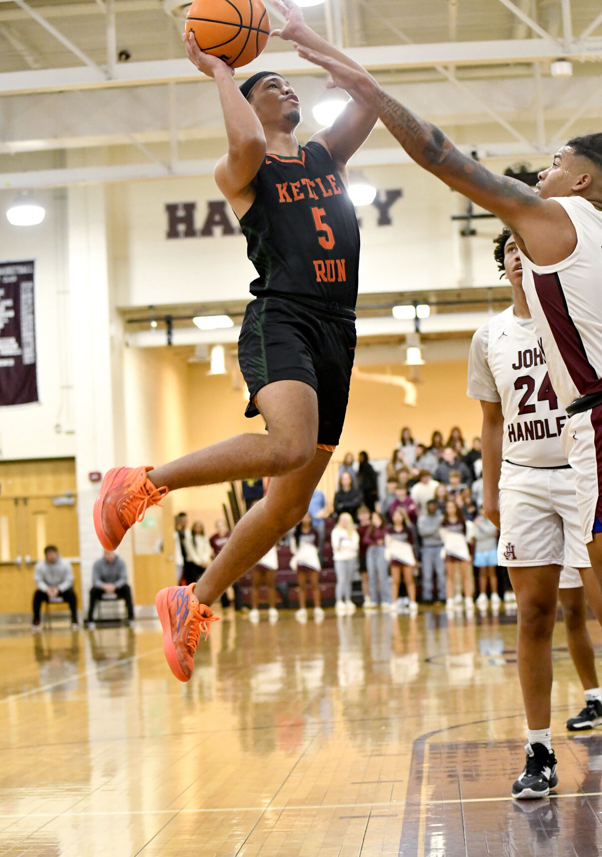 KETTLE RUN BOYS BASKETBALL: Cougars' cold fourth quarter helps Handley ...