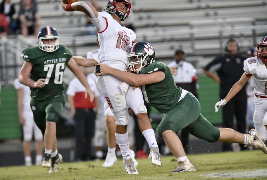 Kettle Run loses football seasonopener to Heritage despite solid