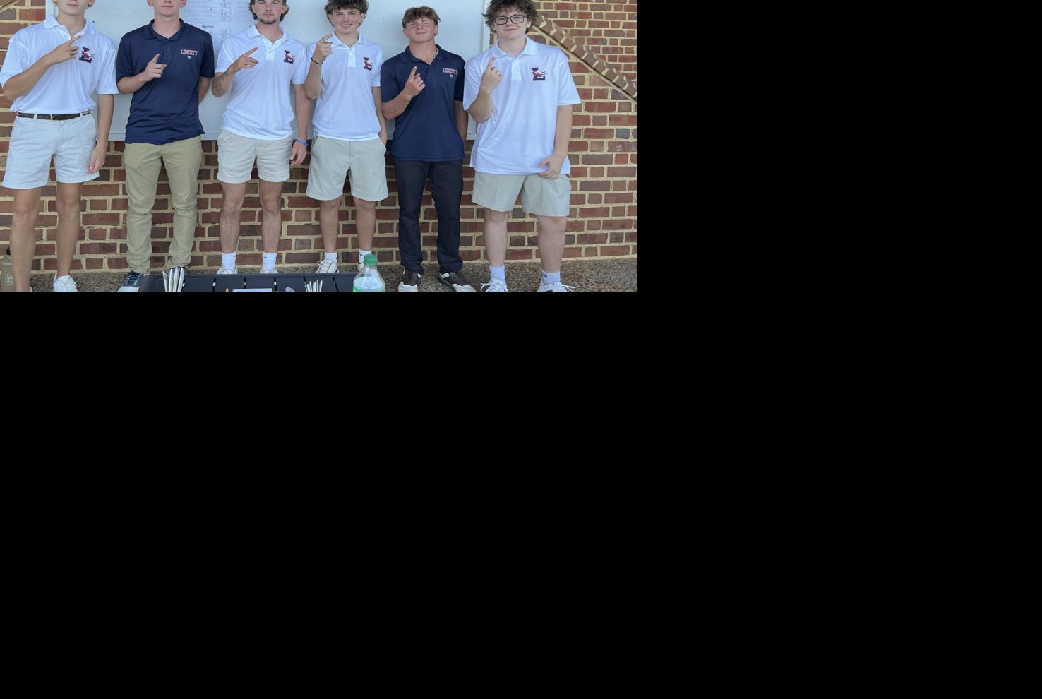 Under new coach Panagos, Liberty golf aims for regionals