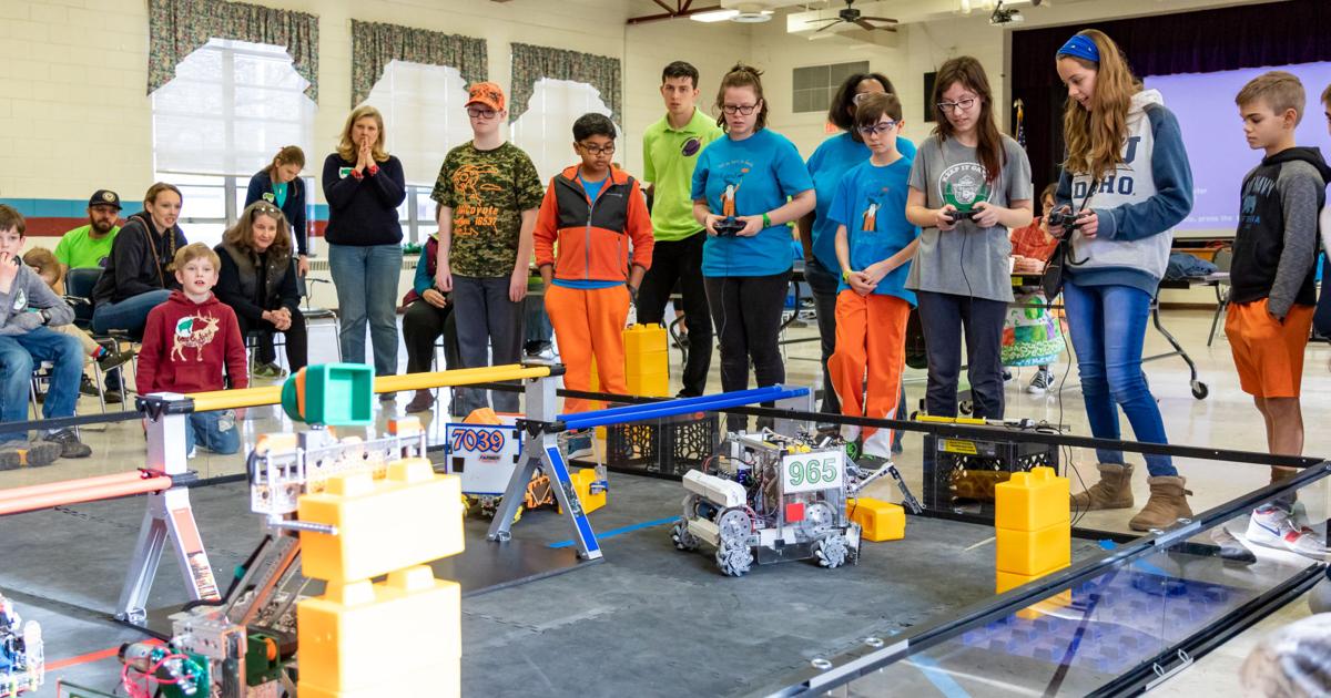 Community Problems Robotics Robotics teams compete at community center | News | fauquier.com