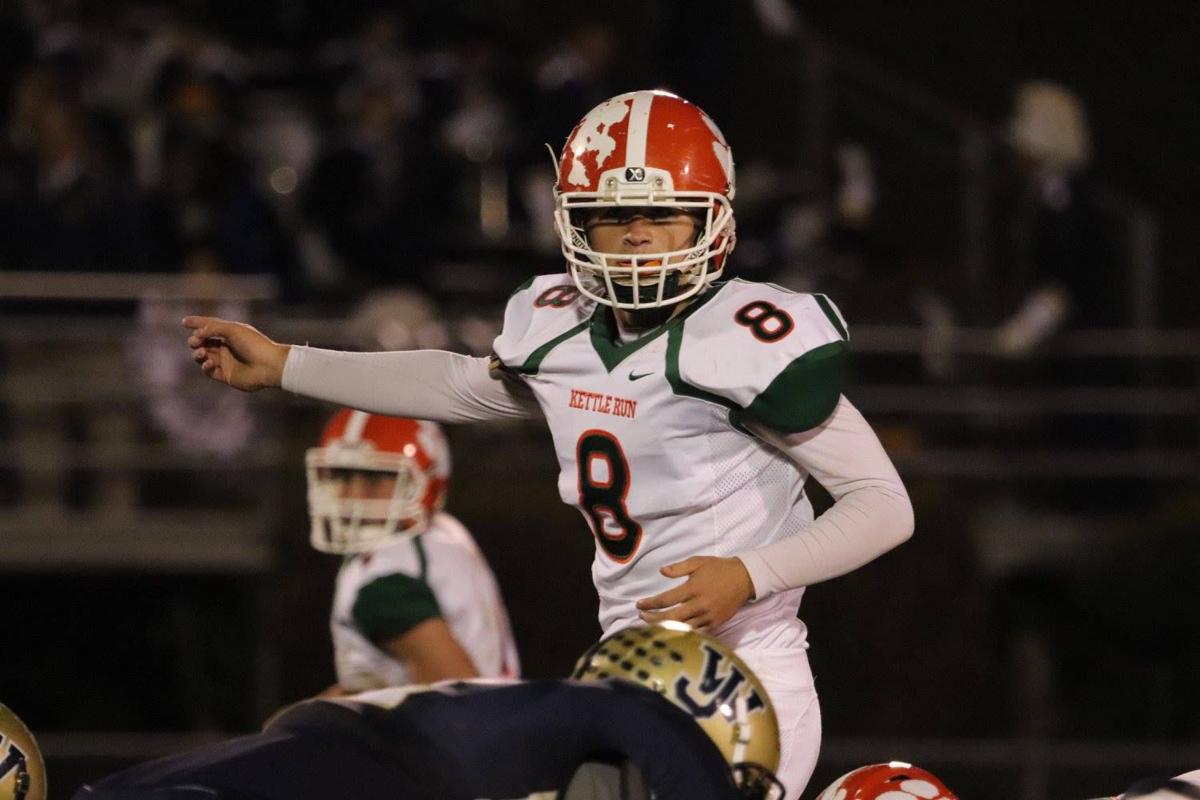 Chumley Throws 5 Tds Campbell Runs For 196 Yards In Kettle Run