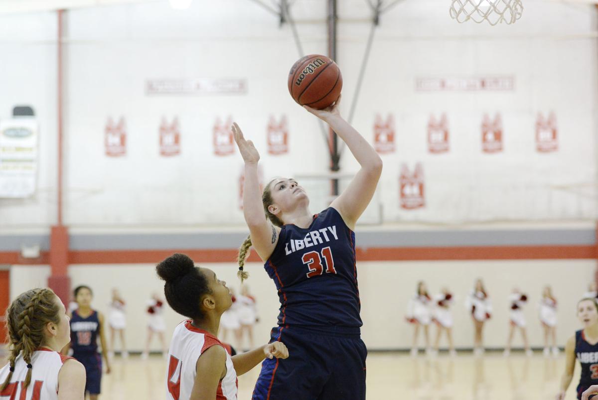 Liberty S Kinsley Lewis Commits To Radford University Women S