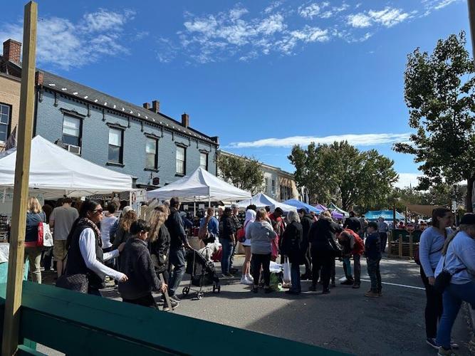 IN PHOTOS 44th Annual Old Town Warrenton Fall Festival draws thousands