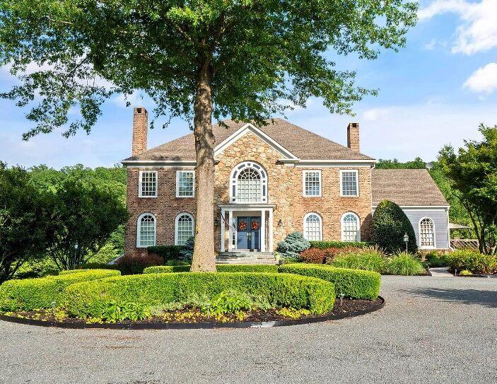 Real Estate Roundup Clarendon Farm Drive home sells for 1.85M and