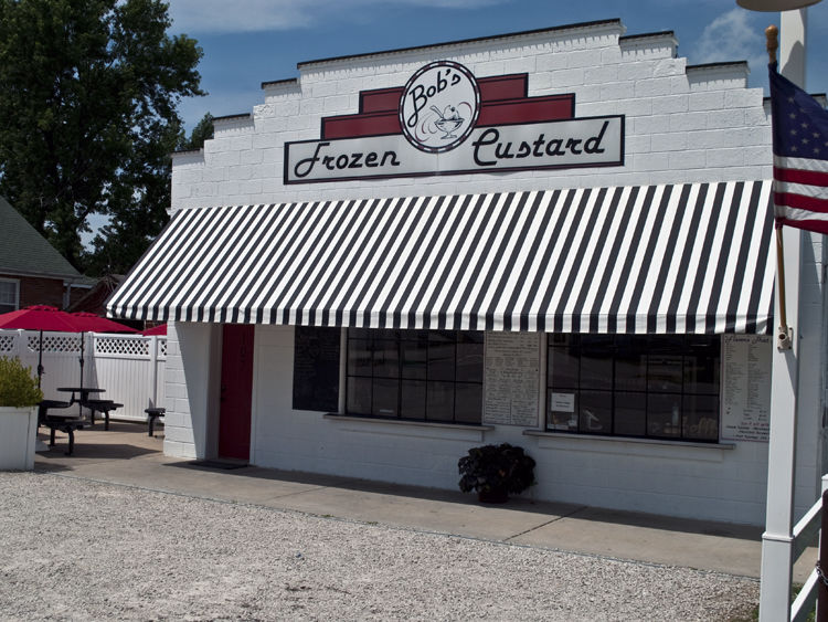 Bob's Frozen Custard Keeps Fans Cool in Belle, Missouri | Mid-Missouri ...