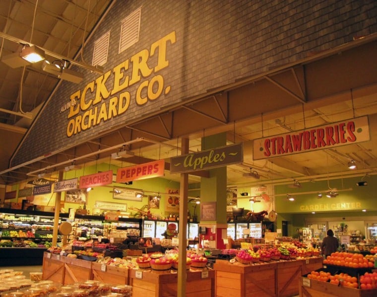 THE FEED Eckert’s Kicks Off Earliest Peach Season in its 175Year Farming History