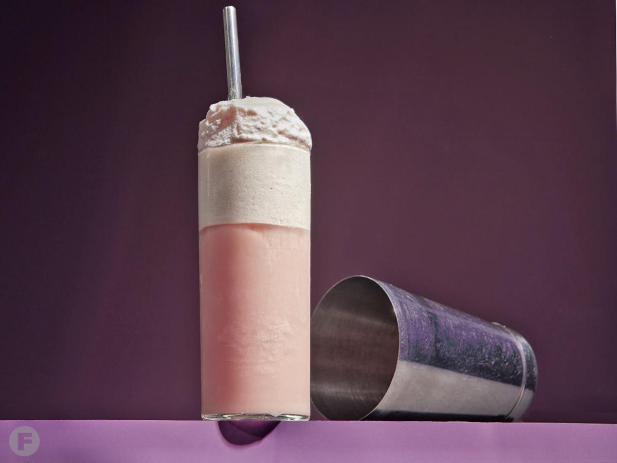 Elderberry Gin Fizz