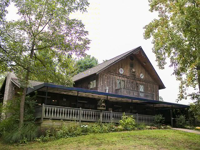 Blumenhof Vineyards and Winery in Dutzow