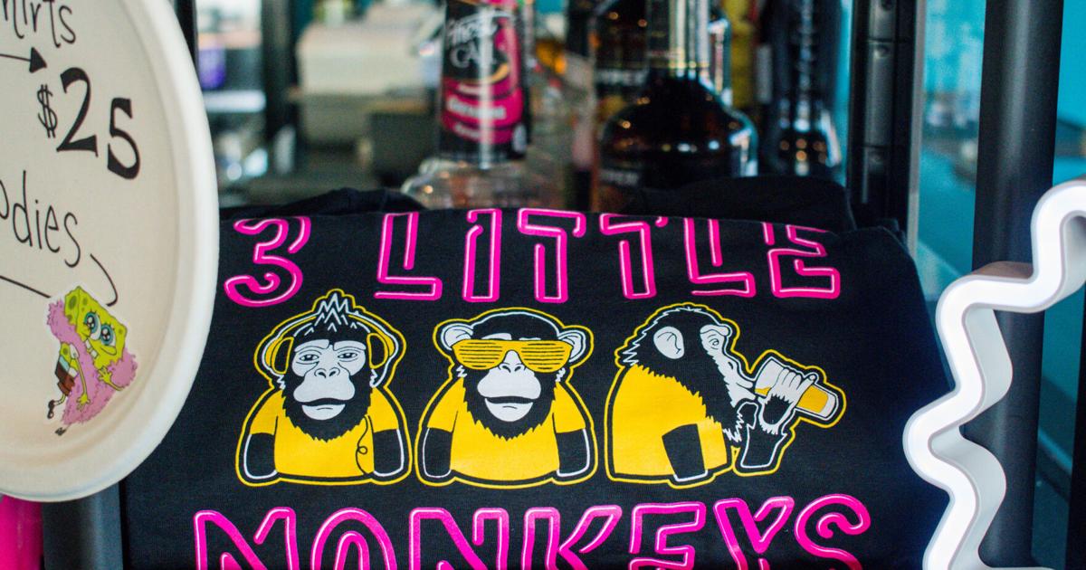 3 Little Monkeys logo