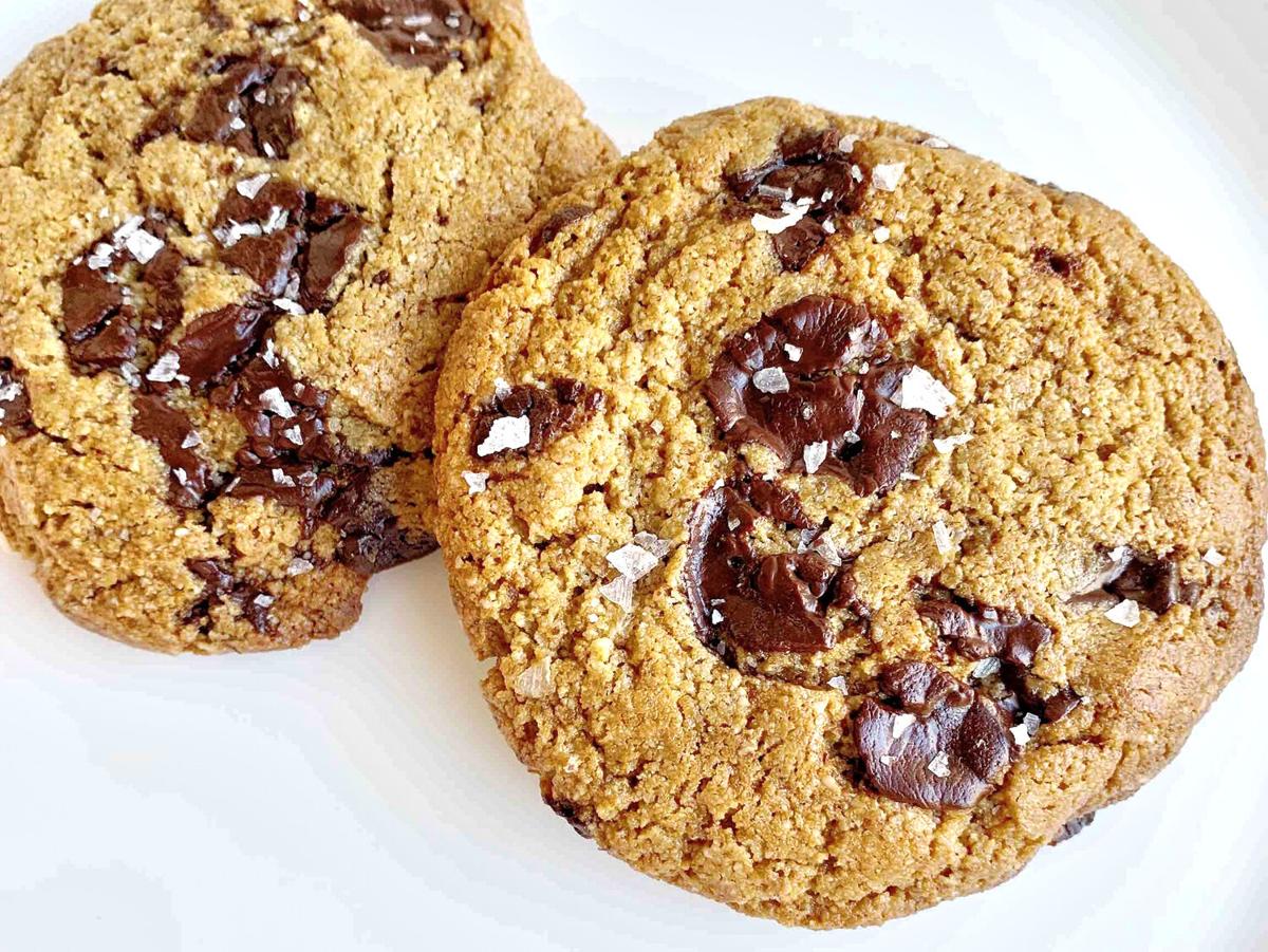 Clean Cookie Co. Chocolate Chip Cookies