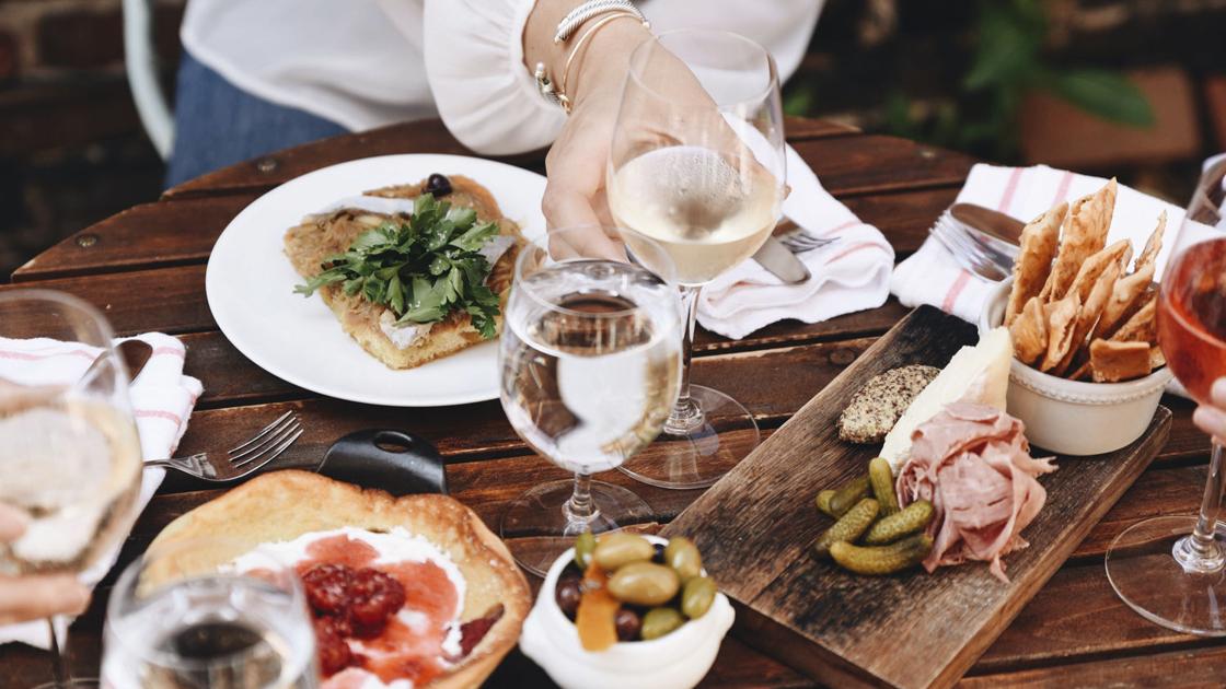 The 20 Best Happy Hours in Kansas City Kansas City