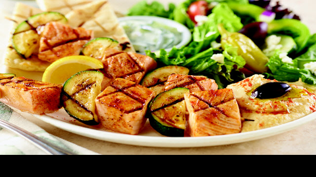 first look zoes kitchen opens its first missouri location the feed feastmagazine com