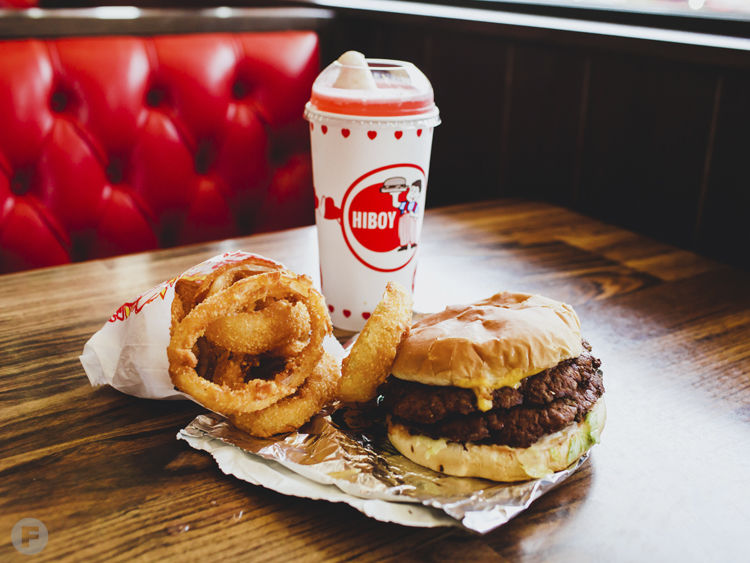 6 Historic Spots to Grab Smashed Burgers Features