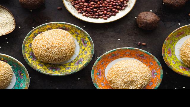 Sesame Balls With Red Bean Filling Sweets Feastmagazine Com For full recipe and language translation, visit goo.gl/vgykow and click. sesame balls with red bean filling