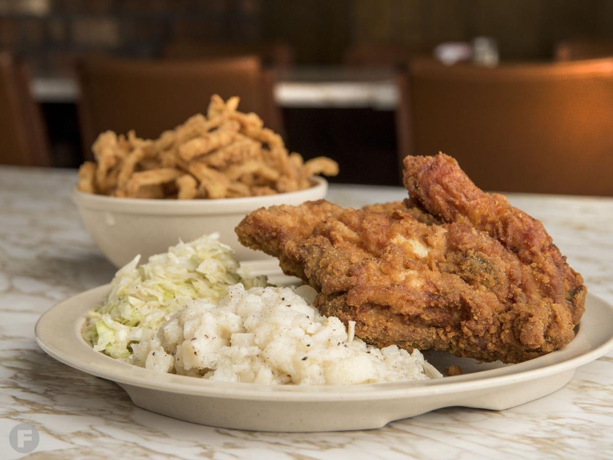 In Pittsburg, Kansas, Chicken Annie's Original Has Served the Same