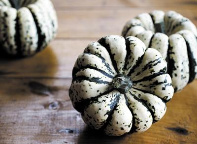Meet Sweet Dumpling Squash Mystery Shopper Feastmagazine Com