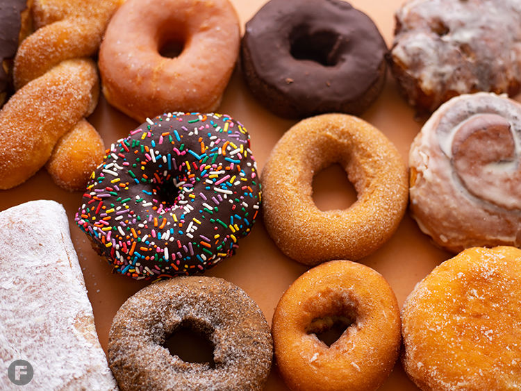 World’s Fair Donuts Reopens in St. Louis With Classic Donuts, Fried Pies and a New Vegan Option