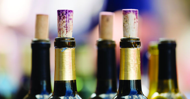 3 Easy Ways to Know Your Wine Has Gone Bad - Chaumette
