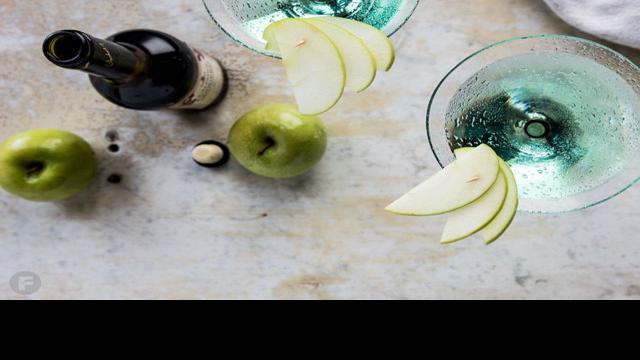 Get Apple Martini Cocktail Recipe Images