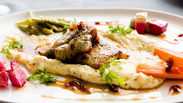 Kc remodel + garden show ticket discounts 9 Valentine's Day Specials at St. Louis Restaurants | The Feed