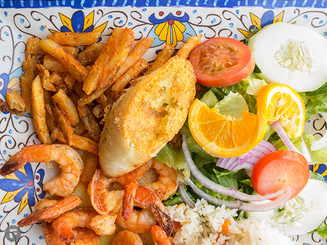 Mariscos El Gato Now Open on Cherokee Street, Serving Mexican Seafood