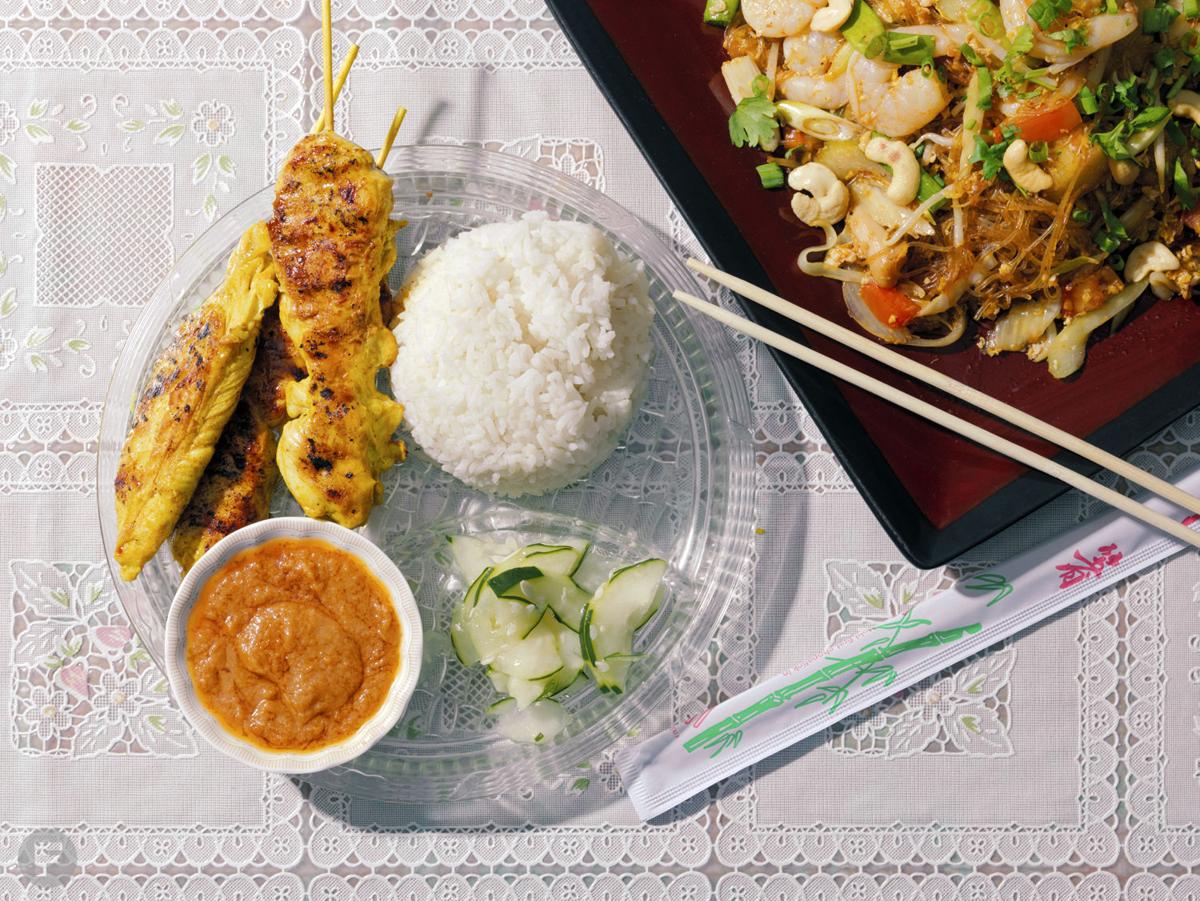 Chim S Thai Kitchen Opens Downtown Columbia Location With Expanded