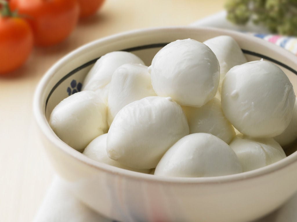 fresh-mozzarella-recipe-cook-feast-magazine