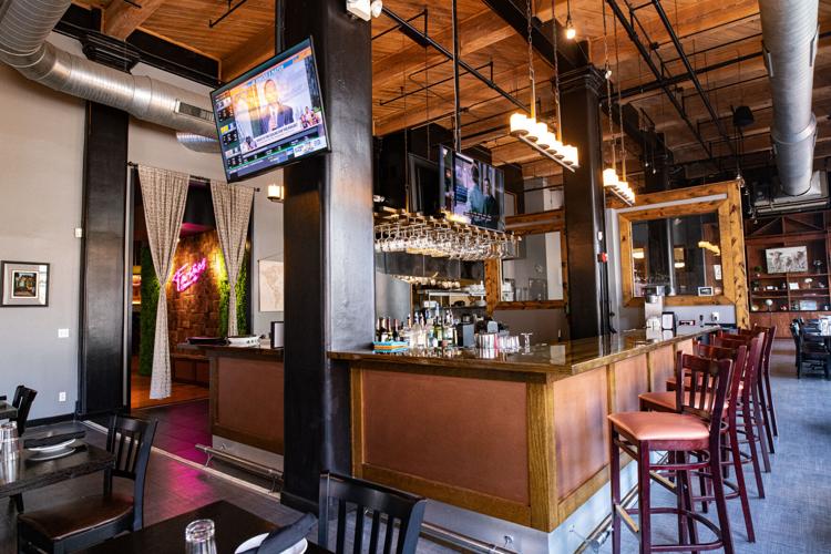 Farinas Kitchen & Bar main seating