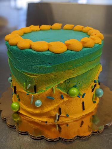 Chunk birthday cakes