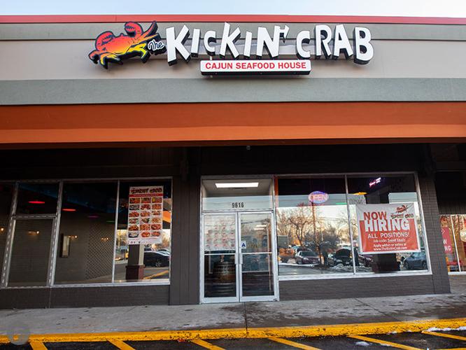 The Kickin’ Crab Serves Cajun Seafood Boils and Appetizers in Olivette