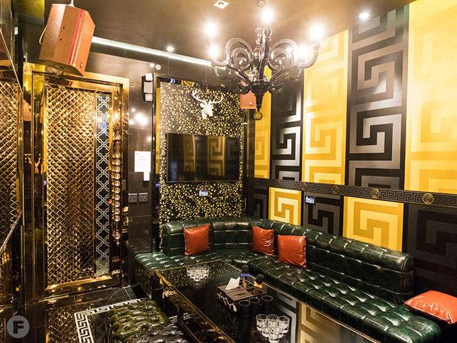 The W Karaoke Is St. Louis' Stylish New Karaoke Lounge