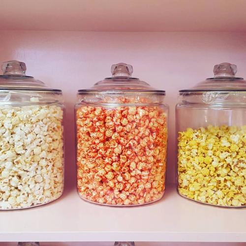 PopUtopia Gourmet Popcorn Shop & Treatery Now Open in Alton