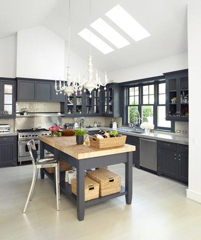 White Walls, Kitchens With Black Cabinets And White Walls