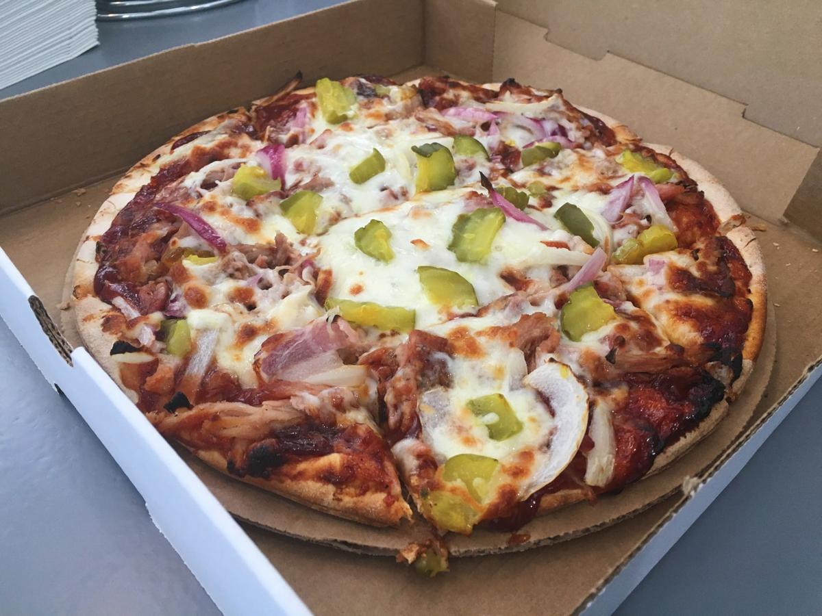 KC Kitchen and Pizzeria Opens on 39th Street, Serving Brick Oven Pizzas