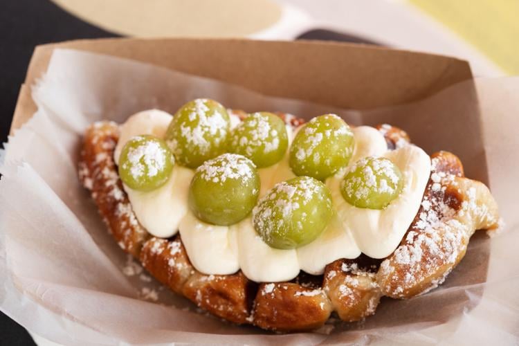 Cafe Ganadara grape croffle