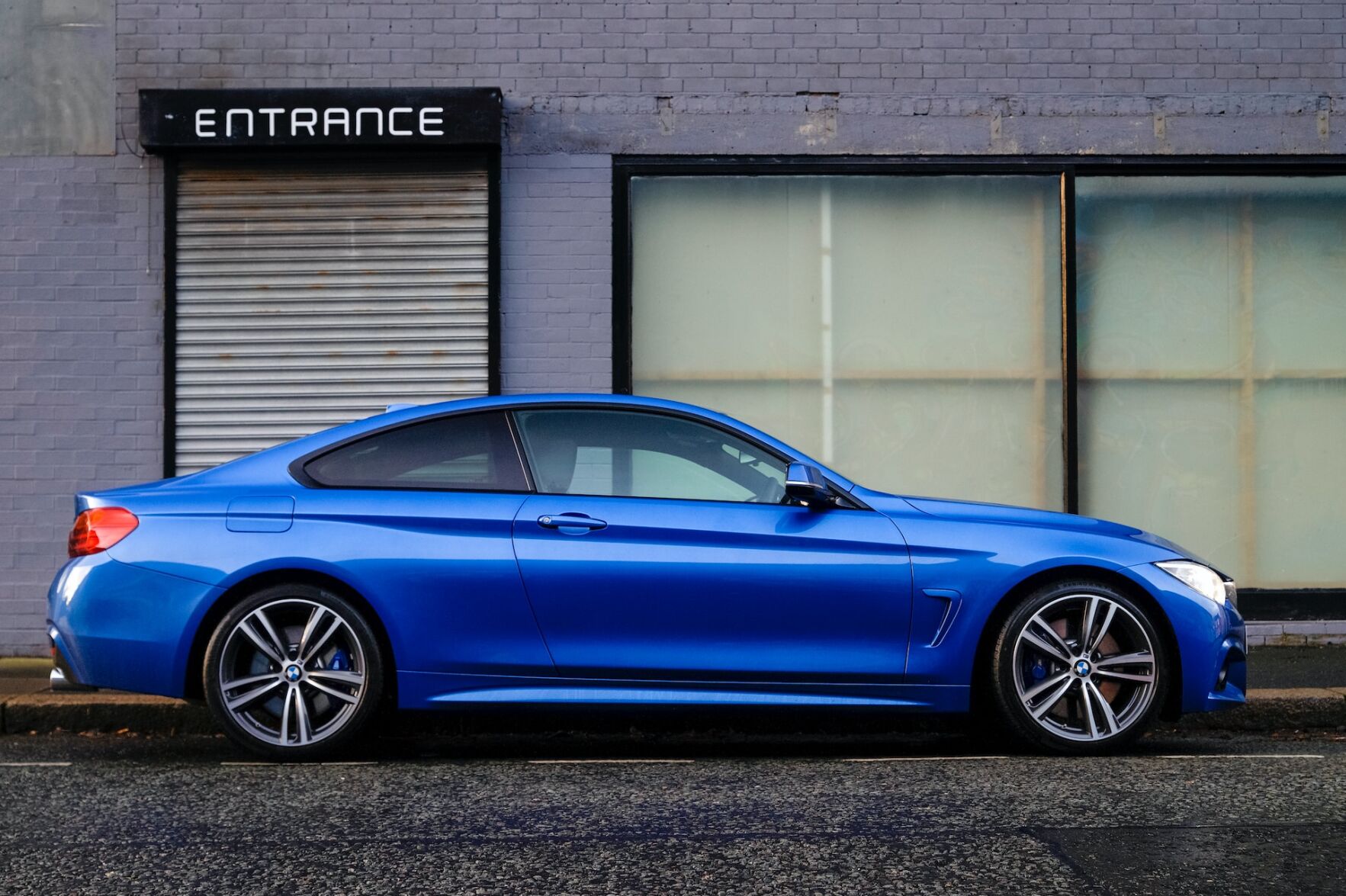 What to Look for in a New Car: 7 Essential Features for Your Ideal Ride