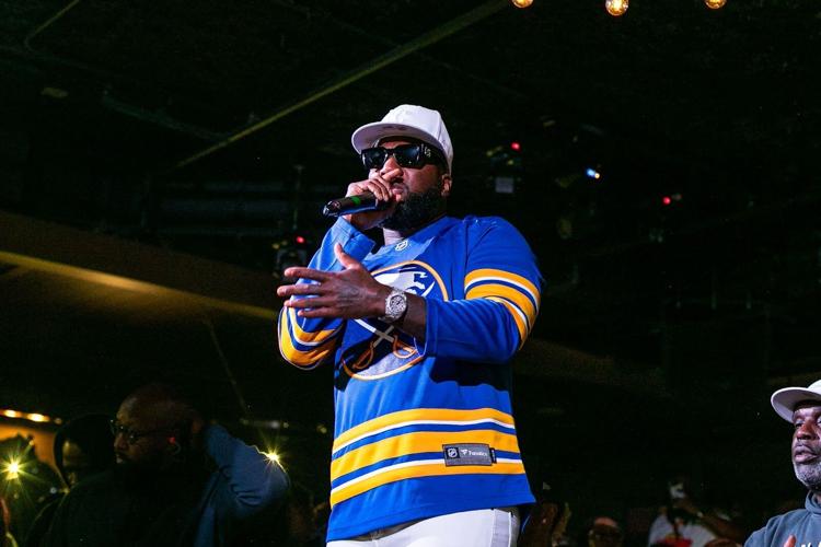 Oxford Social Club Brings Summer Nights of Music and Sophistication