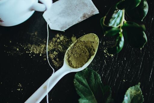 A Spoon of White Thai Kratom