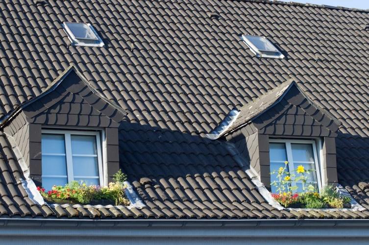 How Premium Roofing Enhances Upscale Home Value