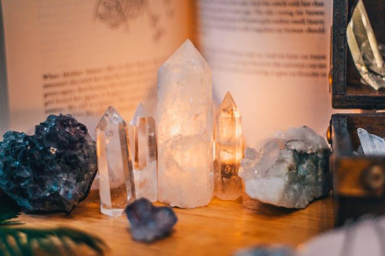 Choosing the Right Crystals for Healing