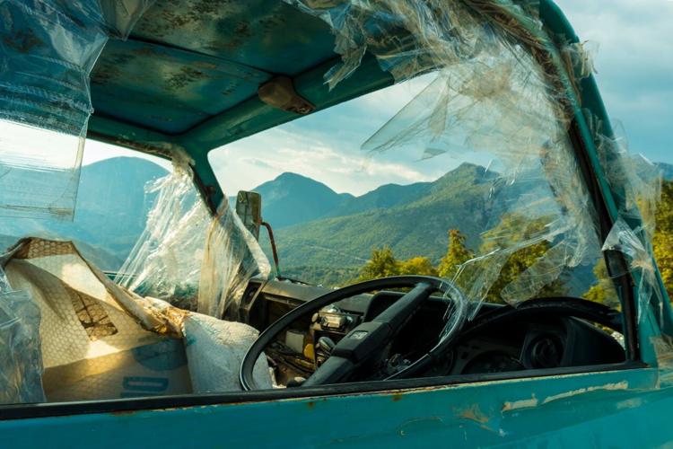 After getting into a truck accident like this one, contact a lawyer