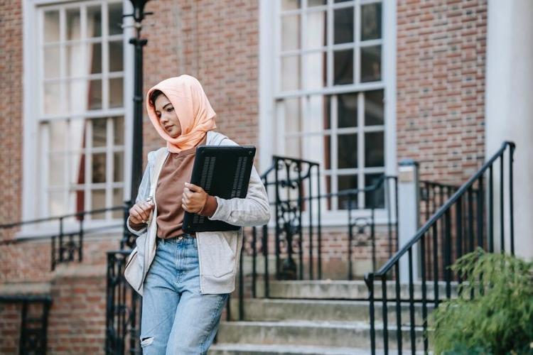 A Comprehensive Guide To Practical Seating For Useful Campus Areas