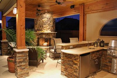 Be the Envy of Your Neighbors with an Outdoor Kitchen